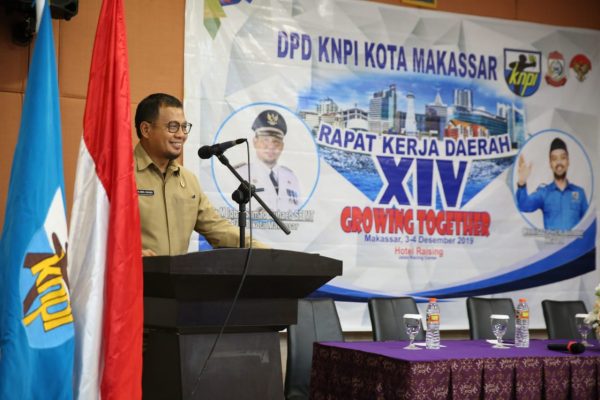 Sambutan Iqbal Suhaeb saat menghadiri acara rapat kerja KNPI Makassar (Foto:Tajuk/zonatimes.com)