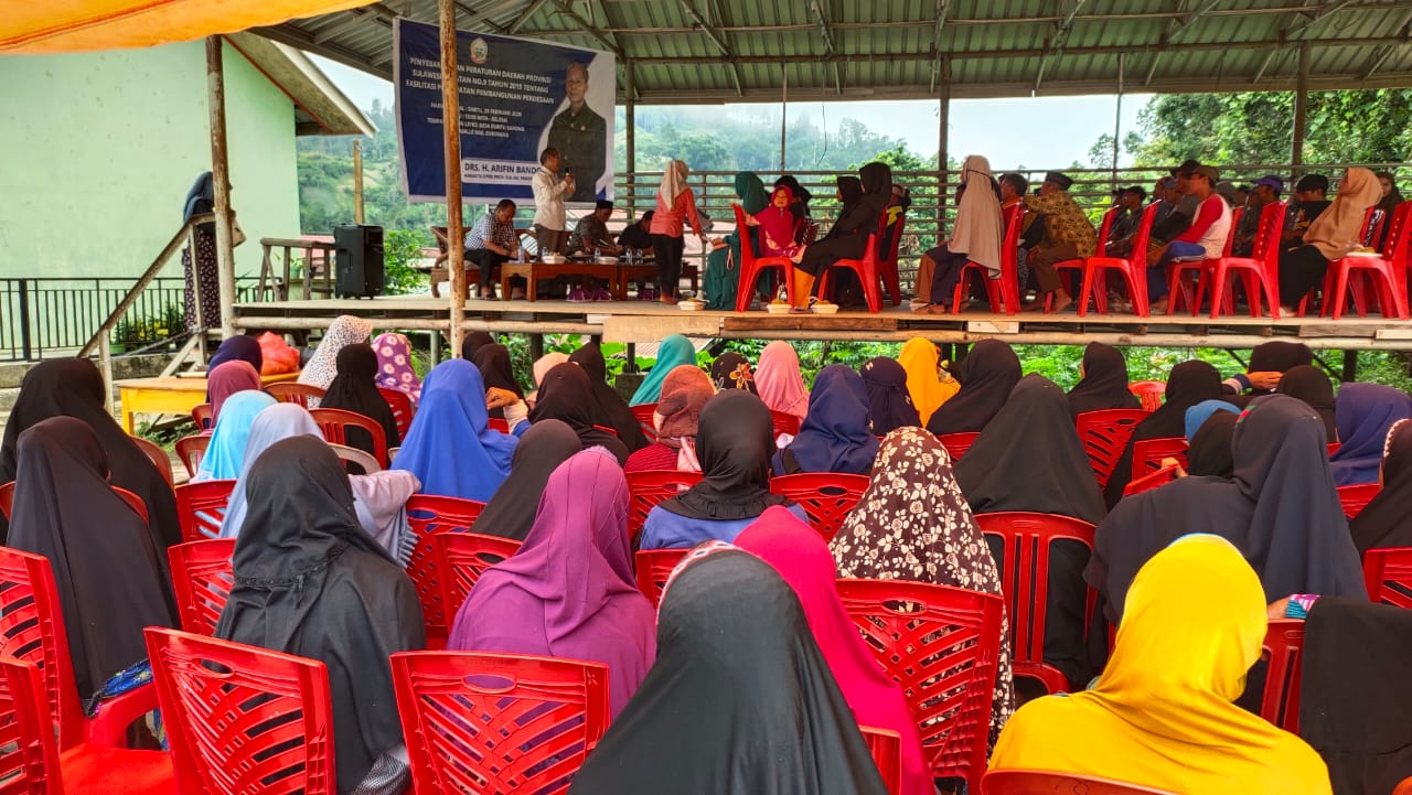 Sosialisasi Perda Anggota DPRD Sulsel, Arifin Bando Dusun lo’ko Desa Sarong Kecamatan, Masallae Kabupaten Enrekang, Sabtu, 29 Februari 2020 (Foto:Ist)