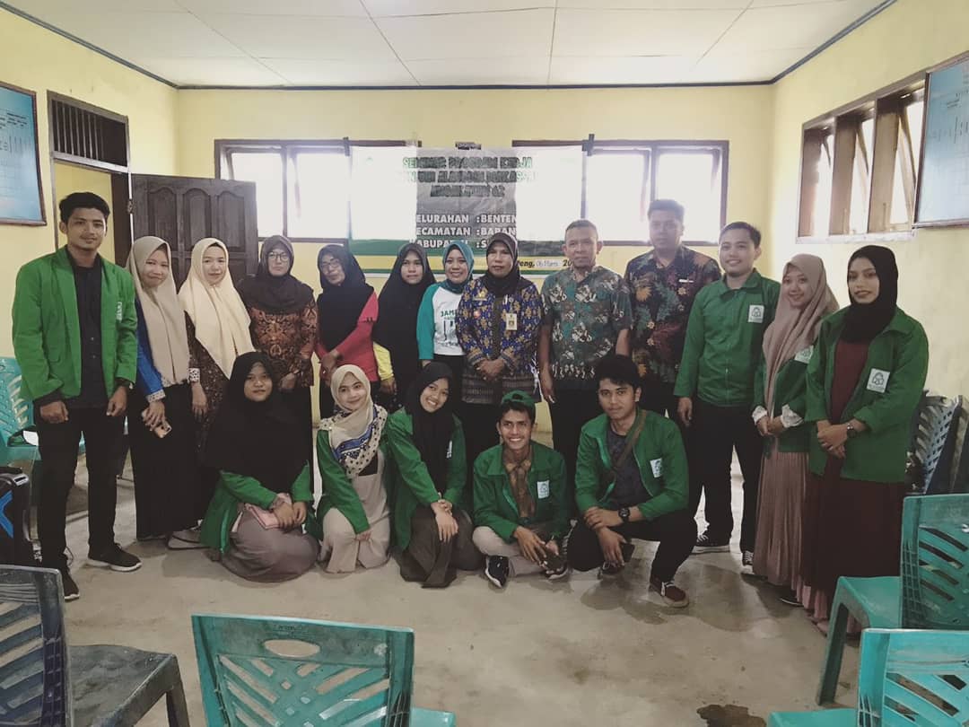 Mahasiswa KKN UIN Alauddin Makassar Keluarahan Benteng, Sidrap (Foto:Ist)
