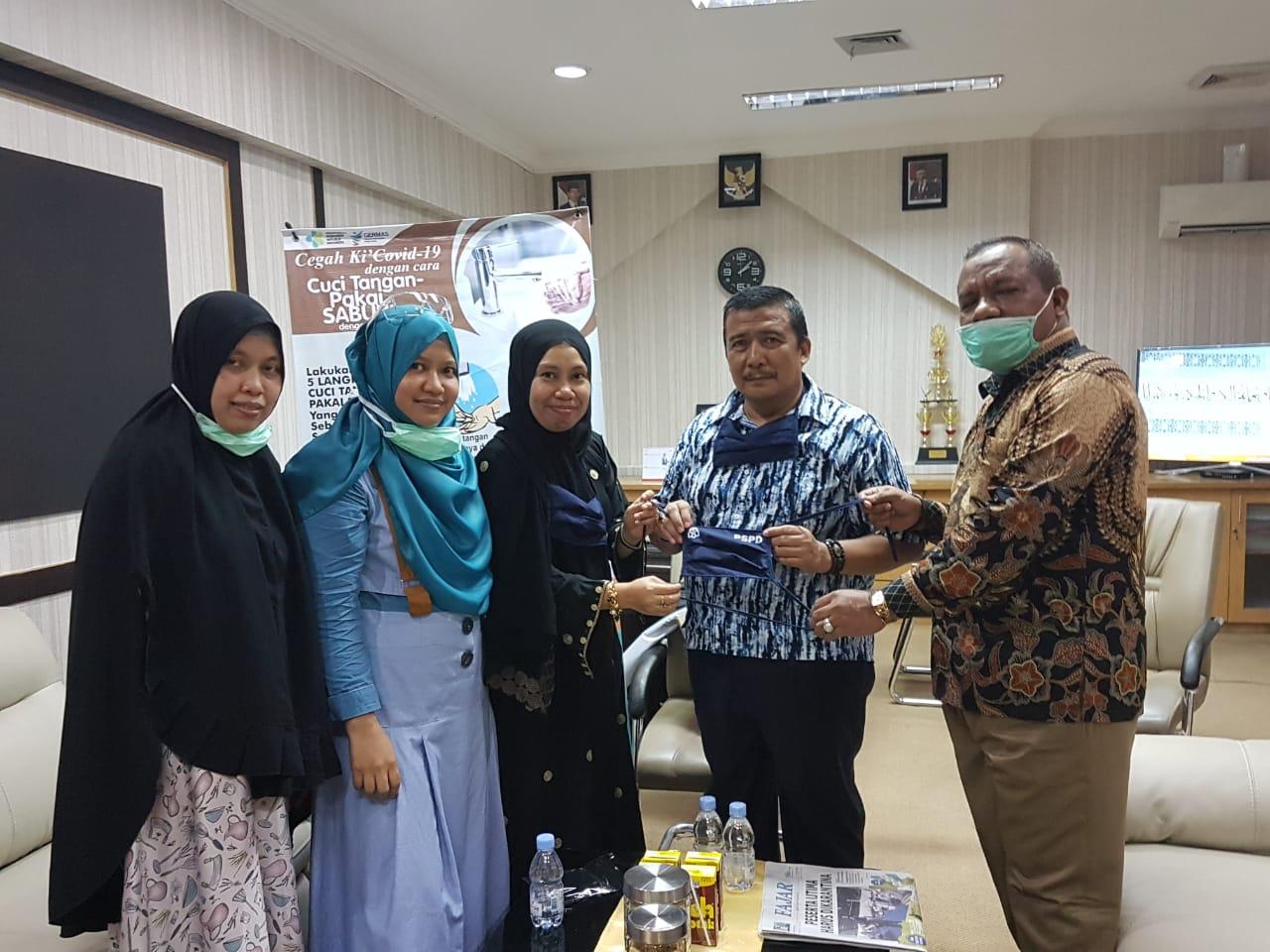 UIN Alauddin Makassar produksi masker dan hand sanitizer untuk warga (Foto:Ist)