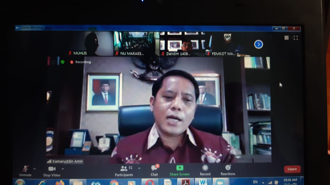 Dirjen Bimas Islam Kementrian Agama, Prof Kamaruddin Amin saat menyampaikan tauziah di Hala Bi Halal Kebangsaan PCNU Kota Makassar (Foto:Ist)