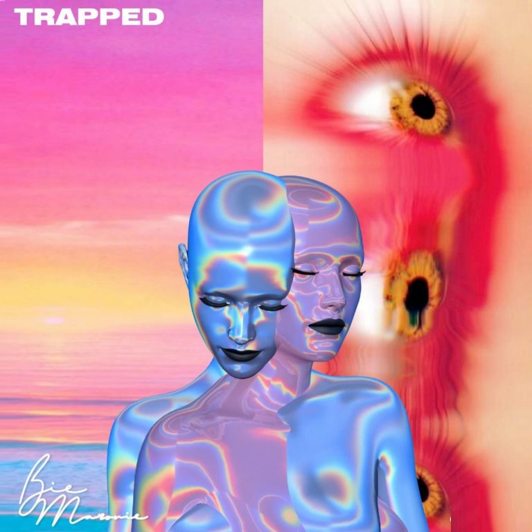 Single yang berjudul Trapped bercerita tentang “Hati dan bibir bertentangan. Mata tak bisa berbohong”.