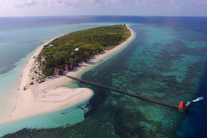 Pulau Tinabo kawasan destinasi wisata selayar