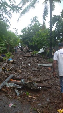 Banjir bandang melanda sejumlah wilayah di Nusa Tenggara Timur (NTT)