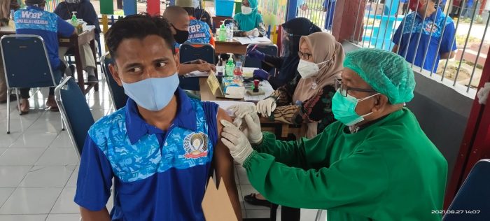 Napi Teroris Lapas Kelas I Makassar Ikut Vaksinasi Covid-19