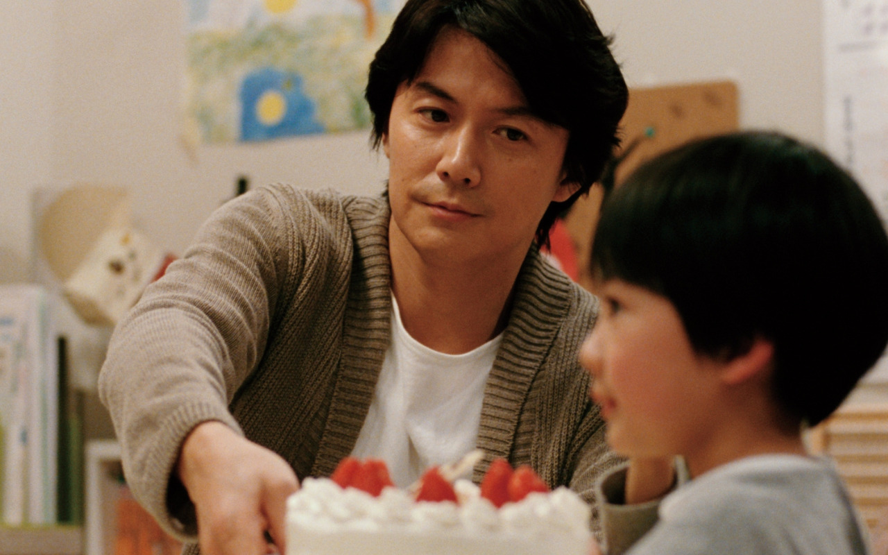 Rekomendasi Film untuk Belajar Bahasa Jepang 10. "Like Father, Like Son" (2013)