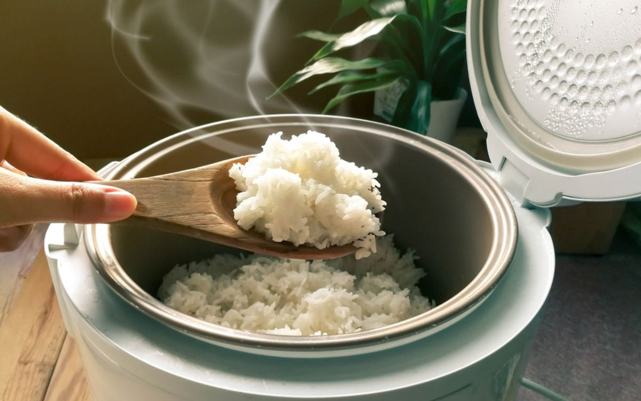 Bagikan Rice Cooker Gratis